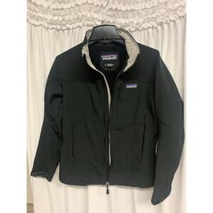 Patagonia Women’s Small Black Softshell Fleece Lined Jacket – Windproof Hiking
